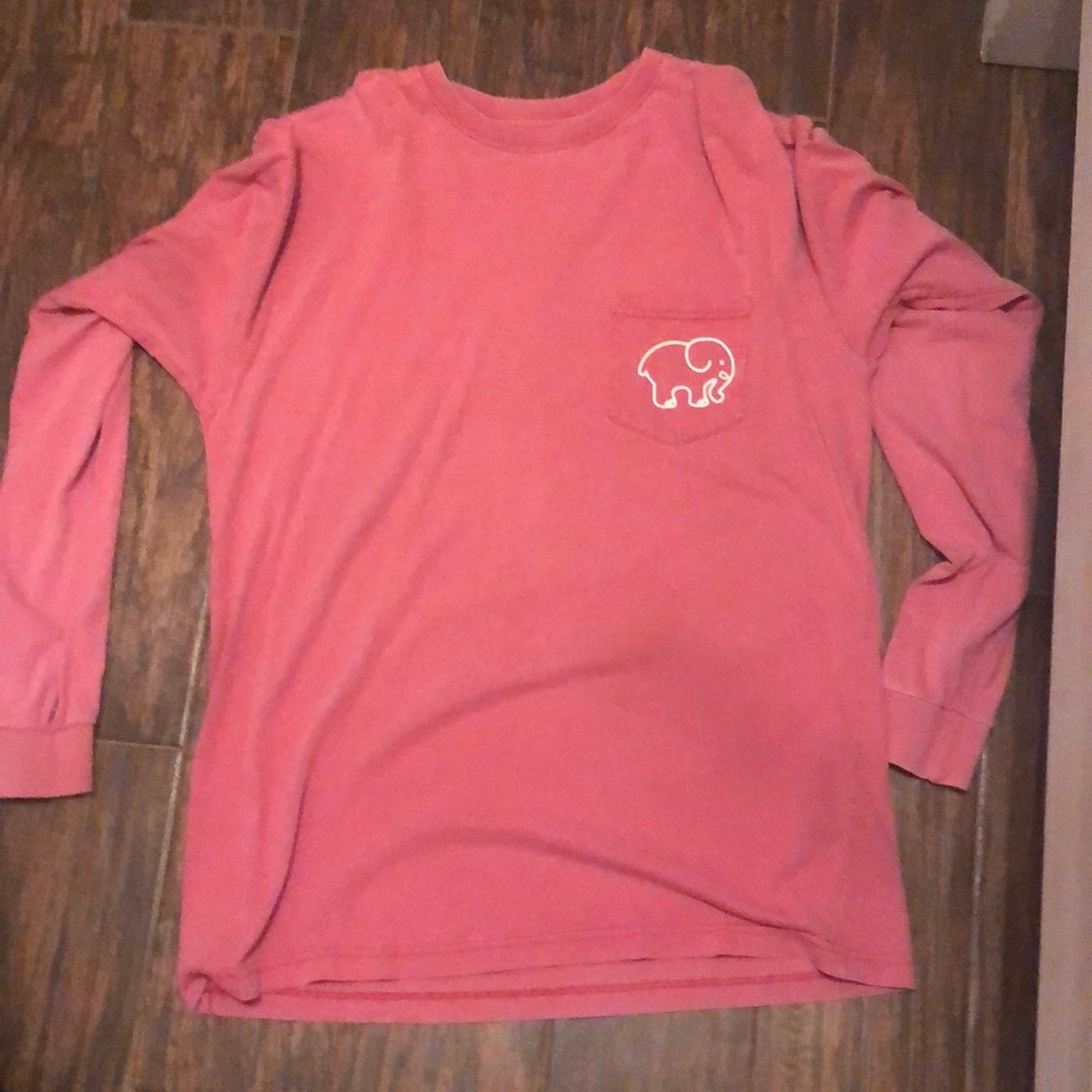 This tshirt is comfy and oversized